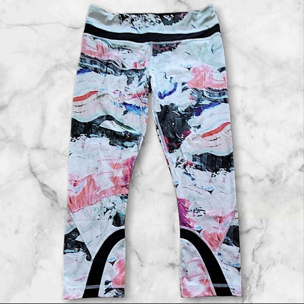 Lululemon Size 6 Inspire Leggings